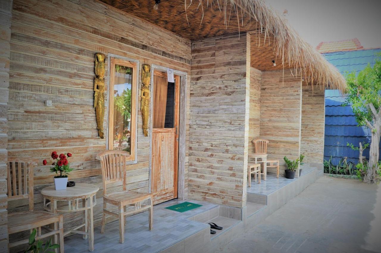 Cemara'S Beach Homestay Batununggul Екстер'єр фото